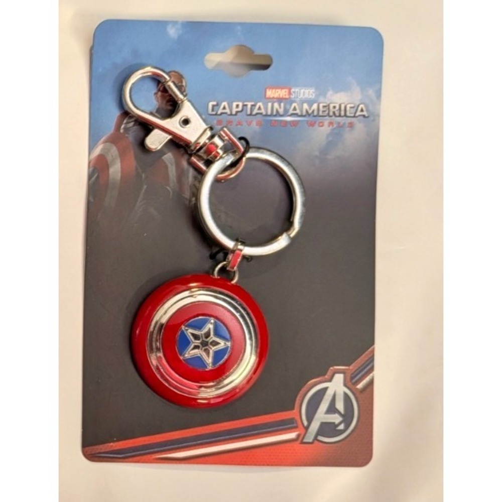 NWT Captain America - Brave New World Opening Night Keychain Cinemark Exclusive